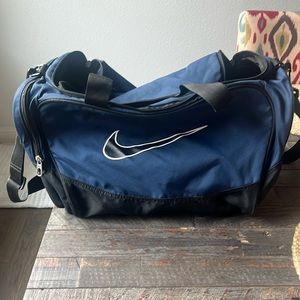 Nike duffel bag